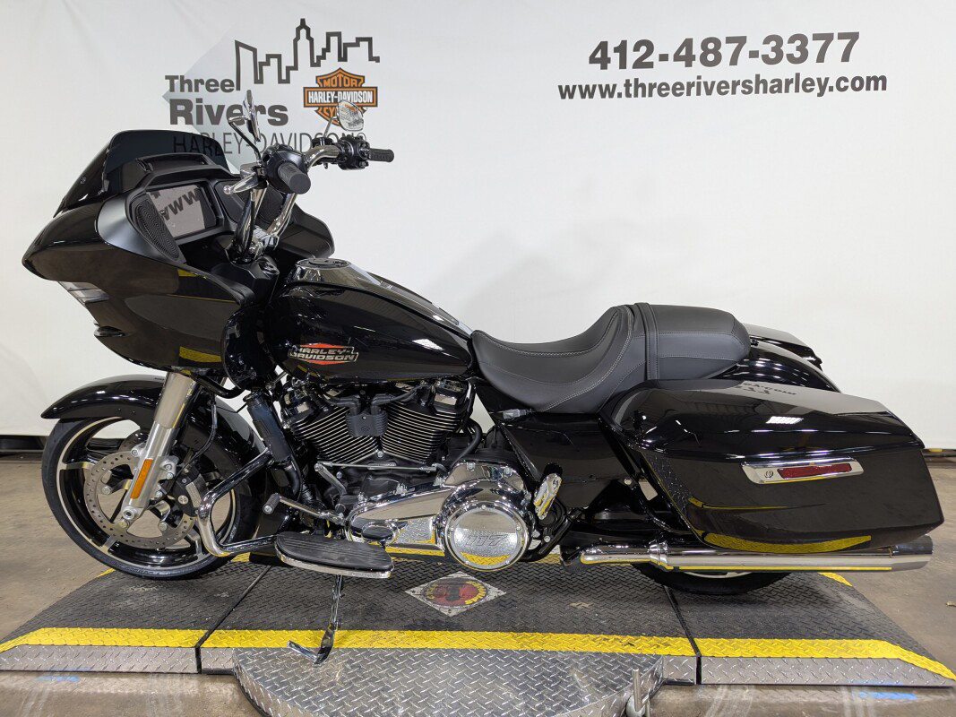 Road Glide®