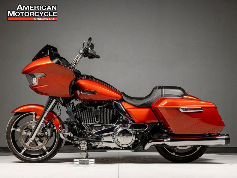 Road Glide®