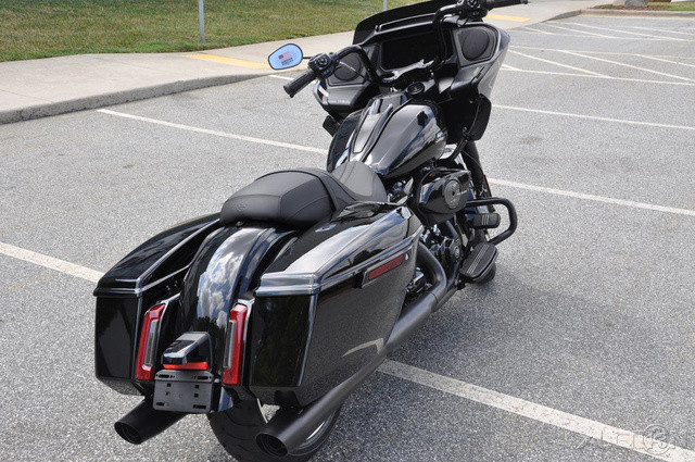 Road Glide®