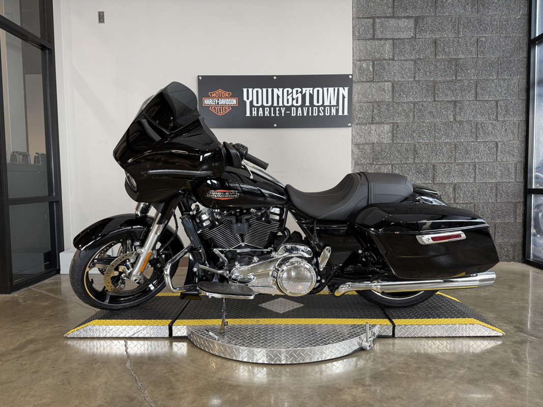 Street Glide®