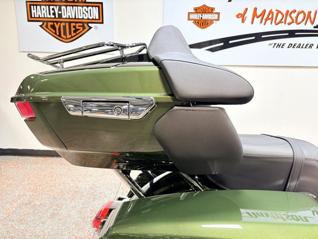 Street Glide® Limited