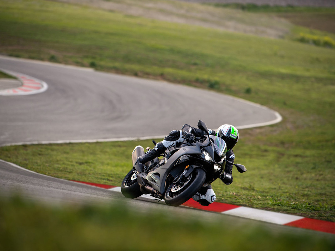 Ninja ZX-6R