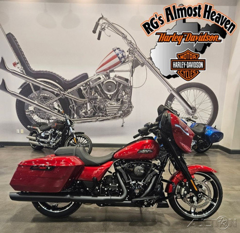 Street Glide®