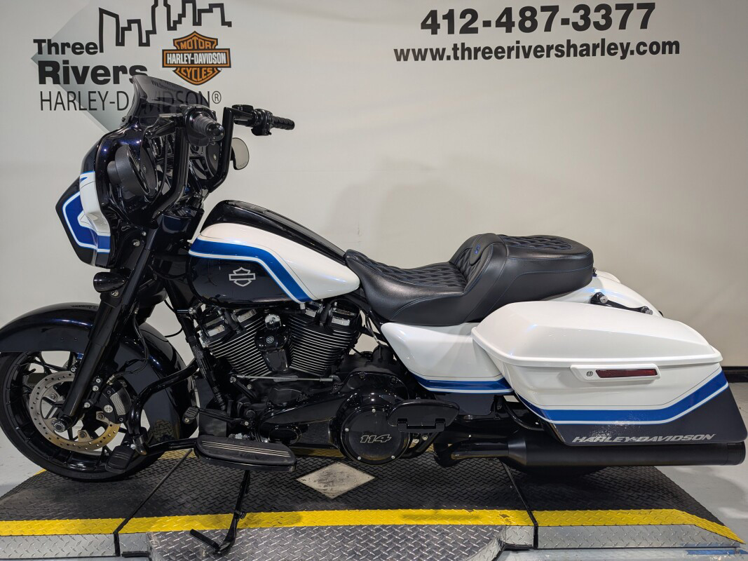 Street Glide® Special