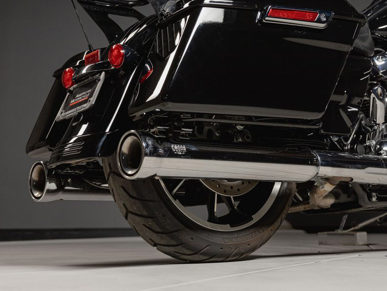 Road Glide®