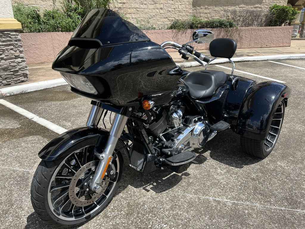Road Glide® 3