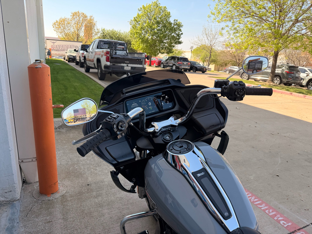 Road Glide®