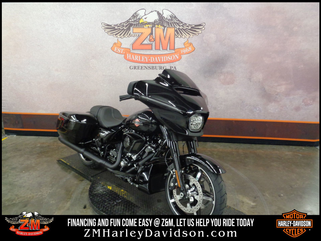 Street Glide®