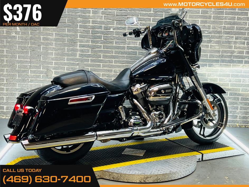 Street Glide®