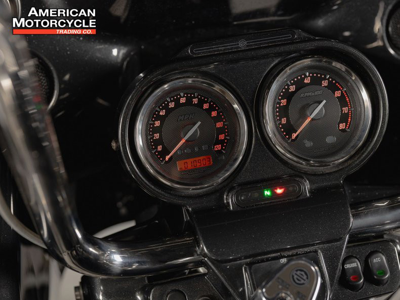 CVO™ Road Glide® Custom 