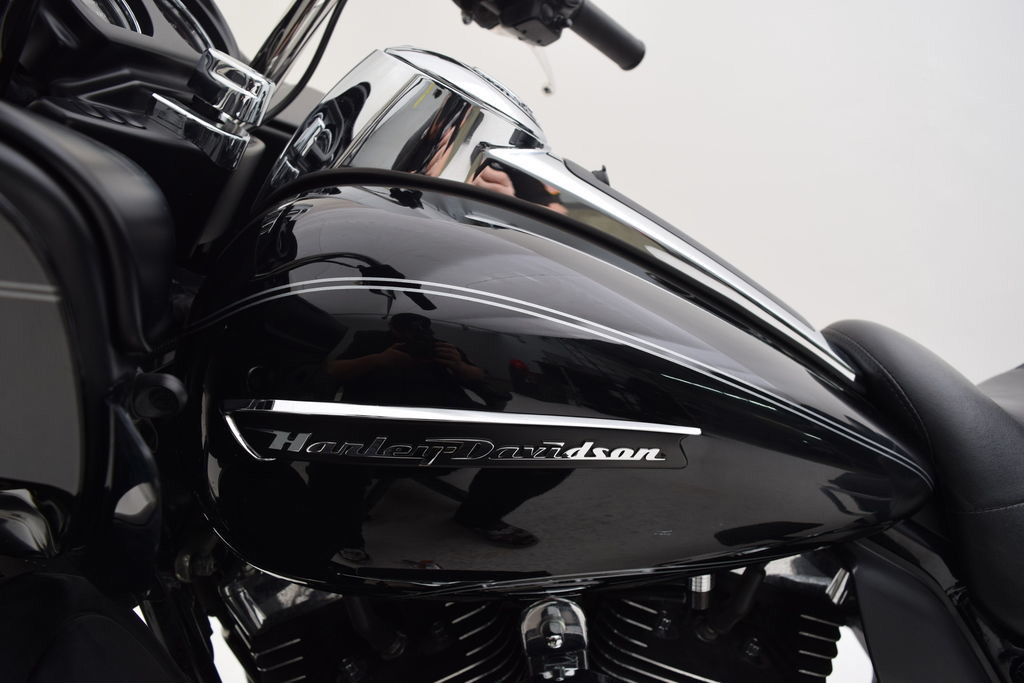 Road Glide® Ultra