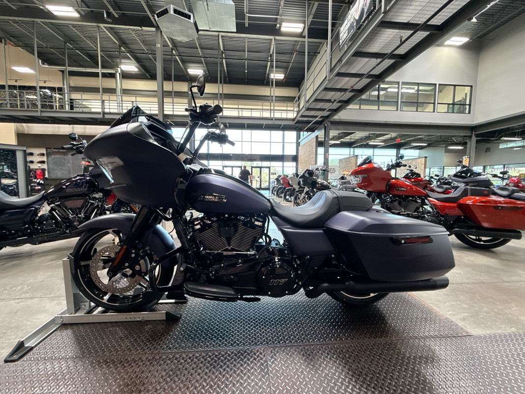 Road Glide®