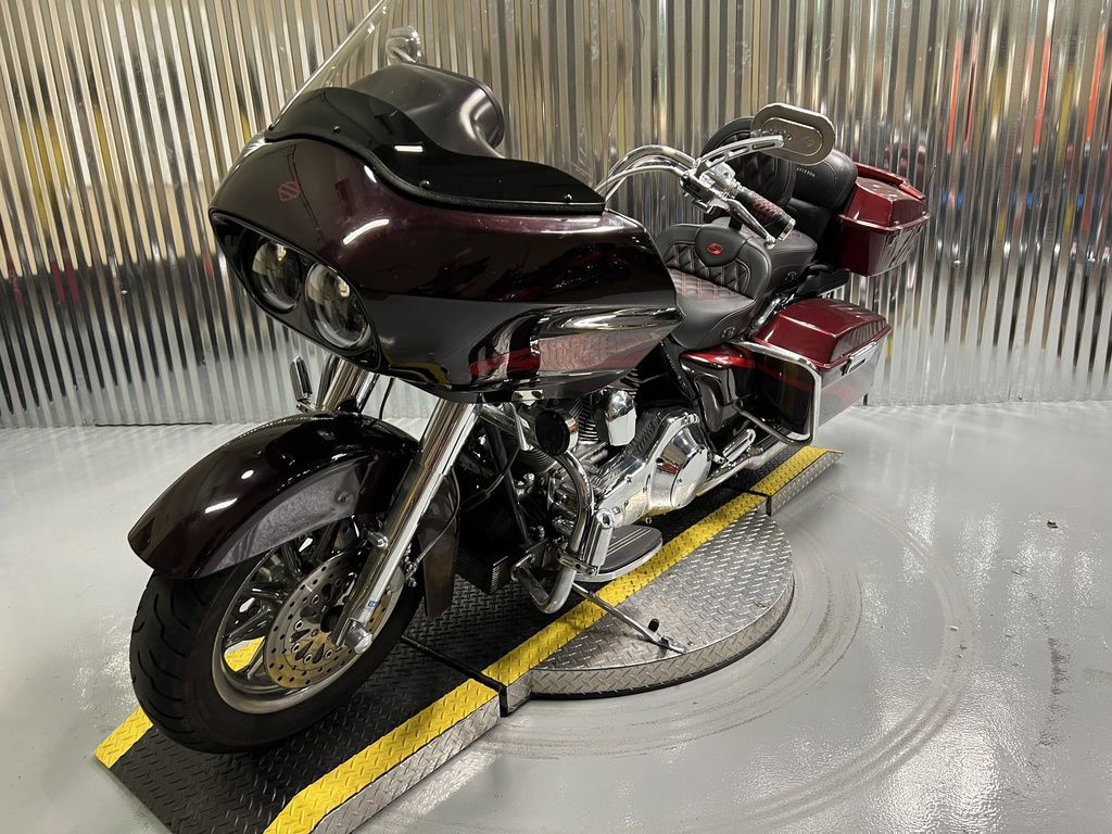 Screamin' Eagle® Road Glide®