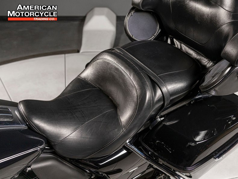 Road Glide® Ultra