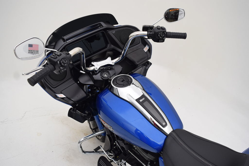 Road Glide®