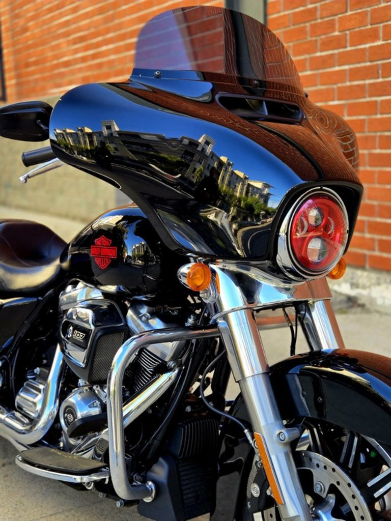 Electra Glide Standard