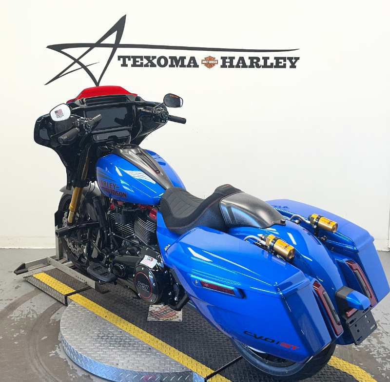 CVO® Street Glide® ST