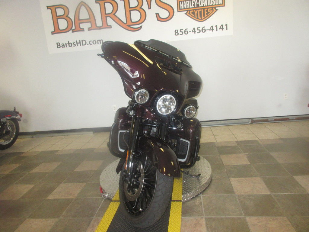 CVO® Street Glide®