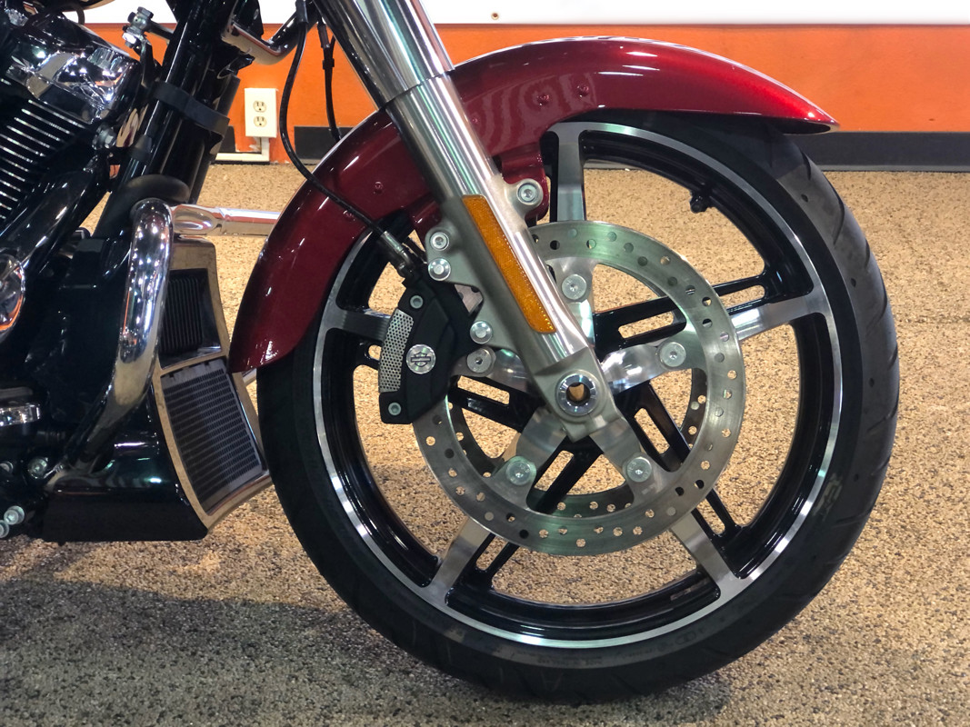 Road Glide®