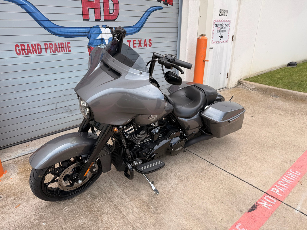 Street Glide® Special