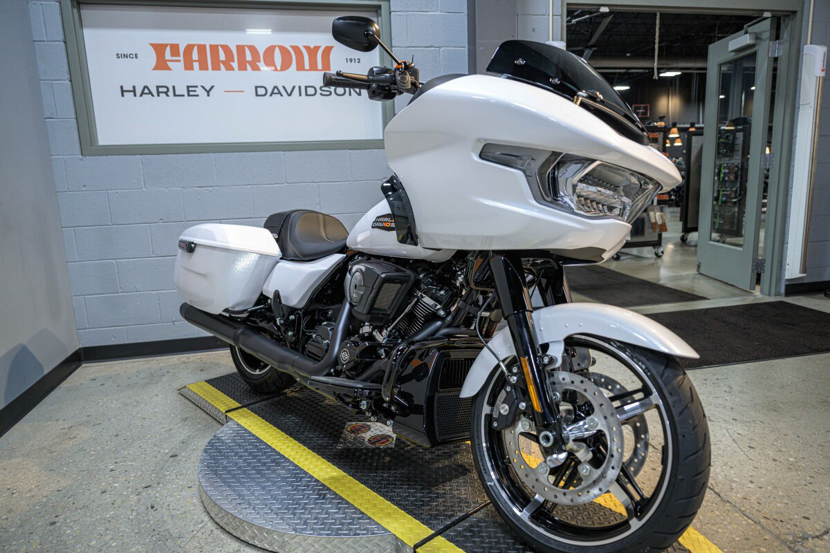 Road Glide®