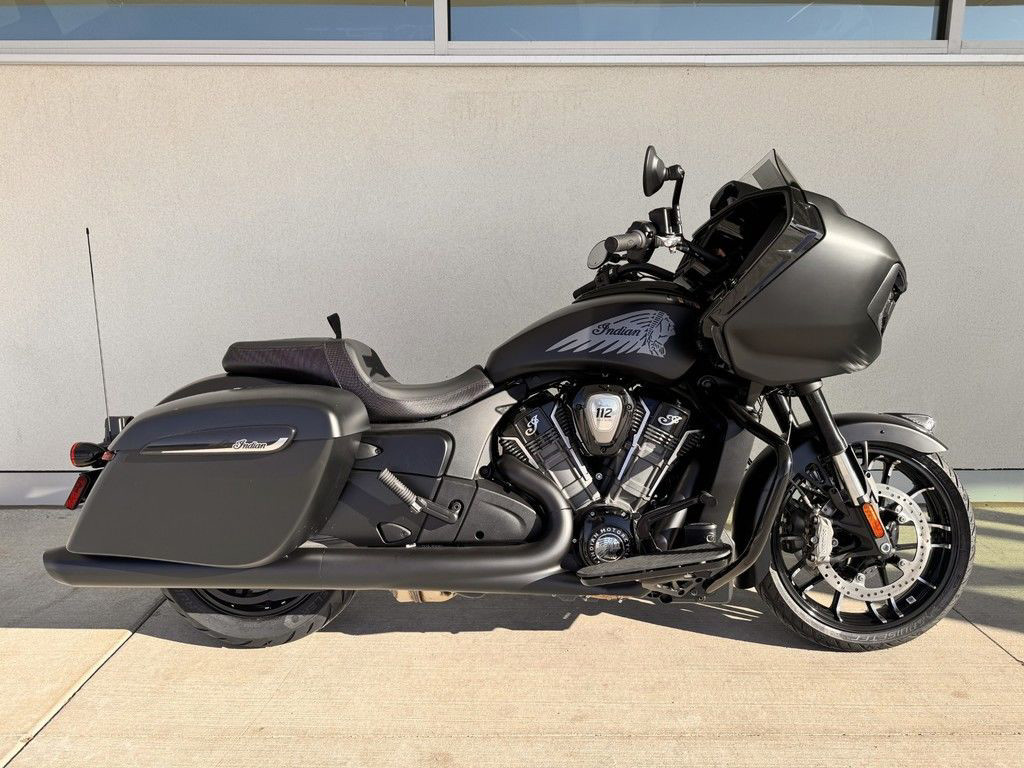 Challenger Dark Horse 112