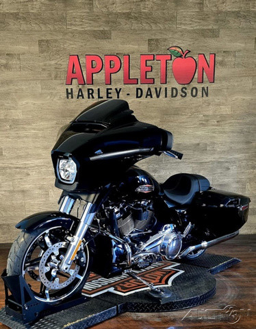 Road Glide®