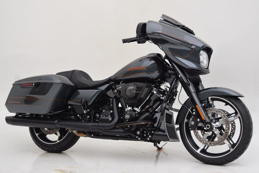 Street Glide®