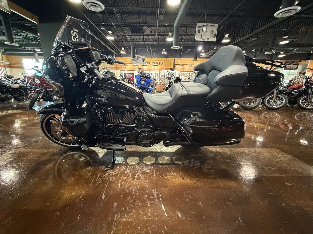 Street Glide® Limited