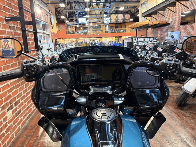 Road Glide® 3