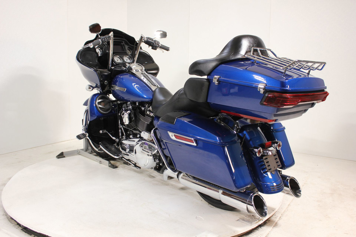 Road Glide®