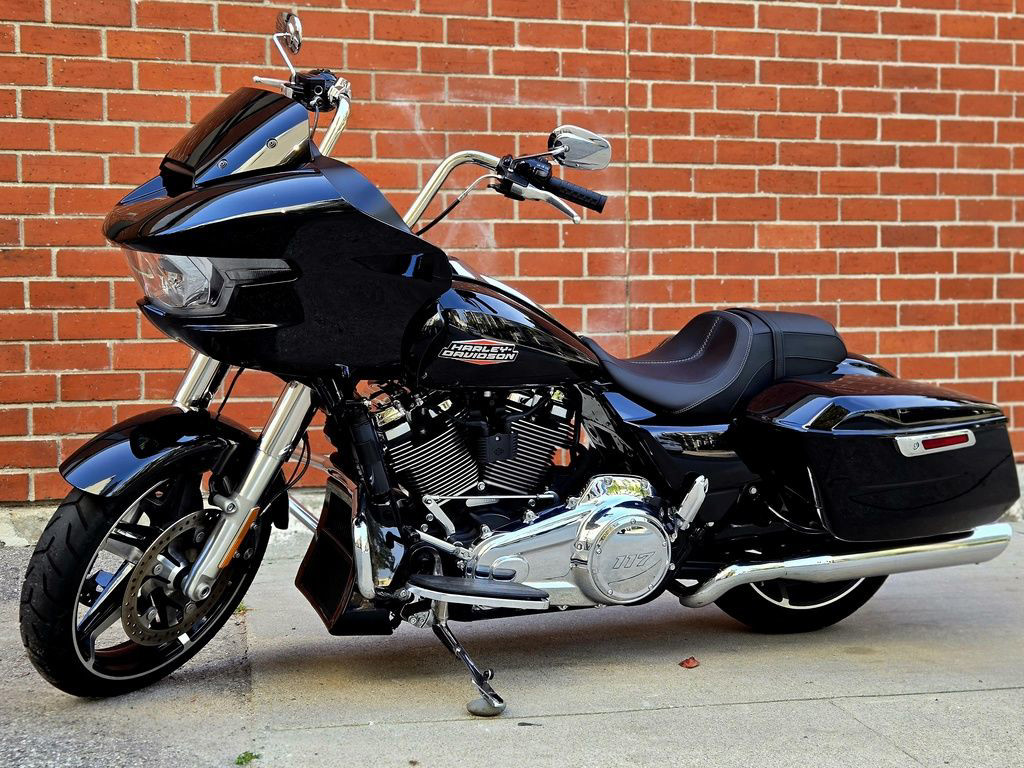 Road Glide®