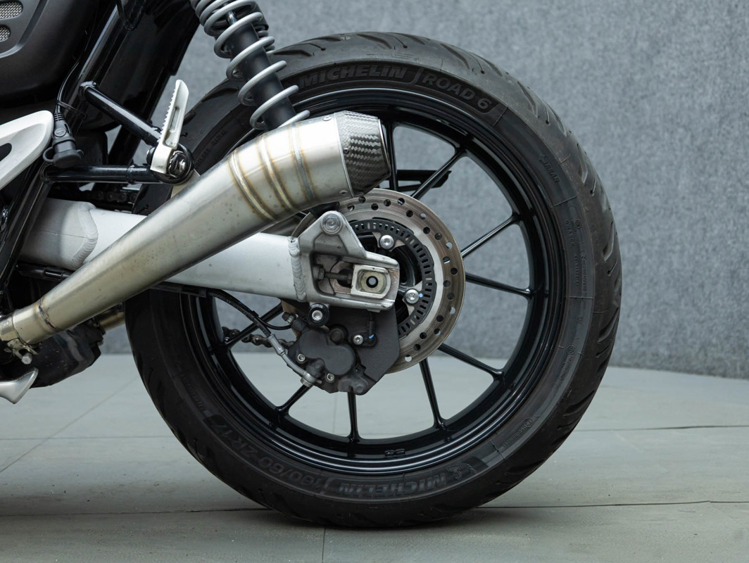 Speed Twin