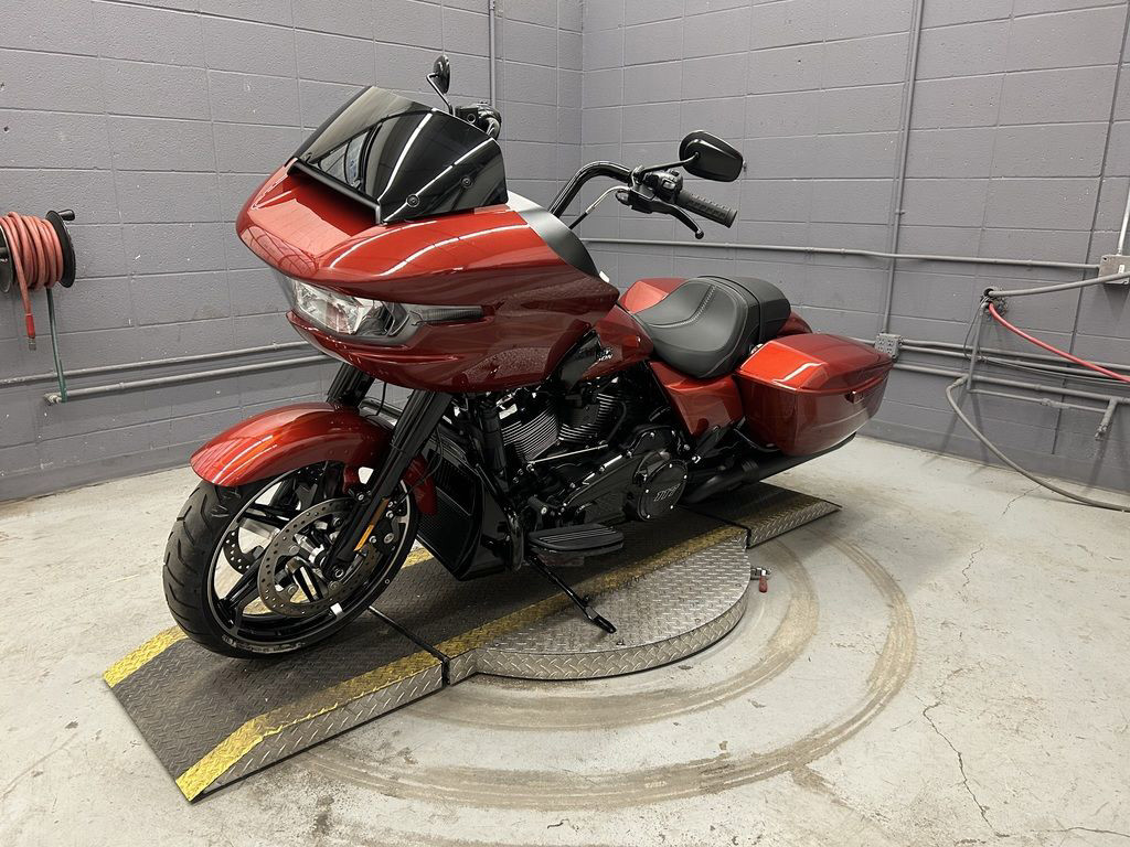 Road Glide®