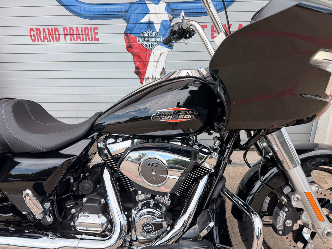 Road Glide®