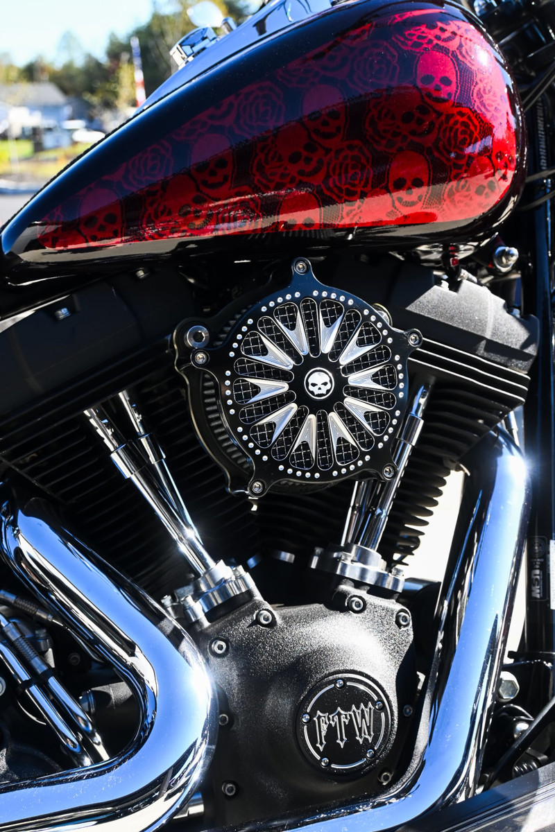 Softail® Cross Bones®