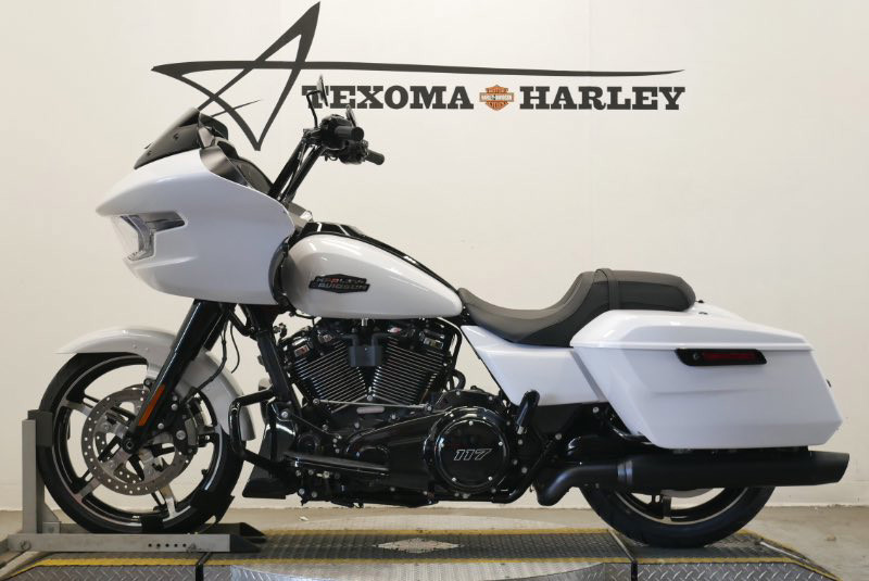 Road Glide®
