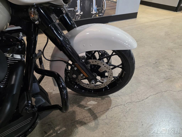 Street Glide® Special