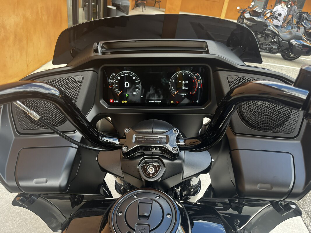 Road Glide®