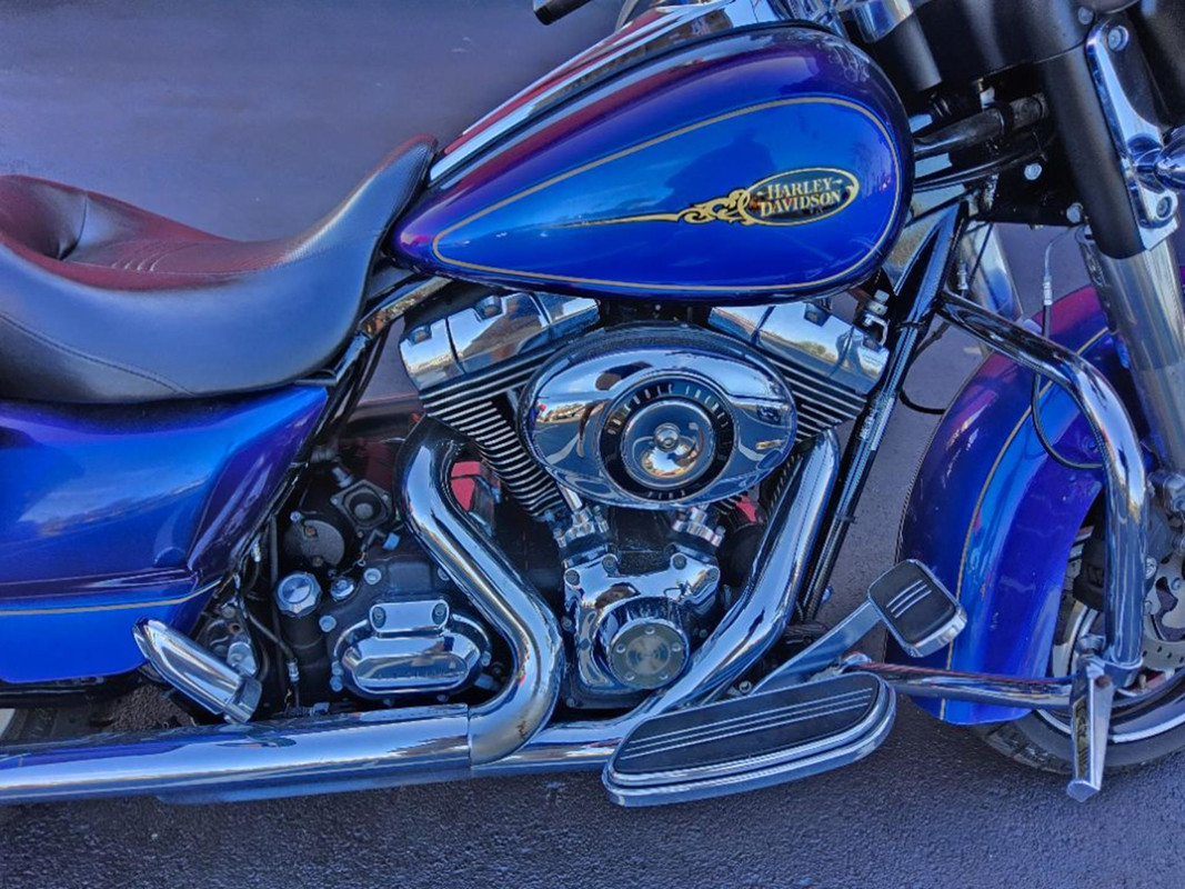 Street Glide®