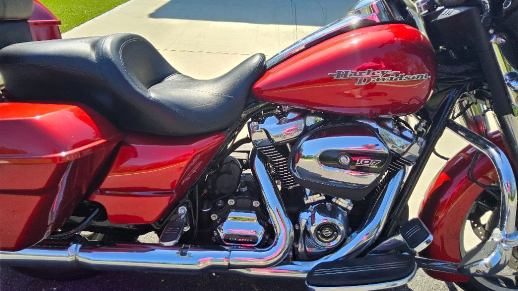 Street Glide®