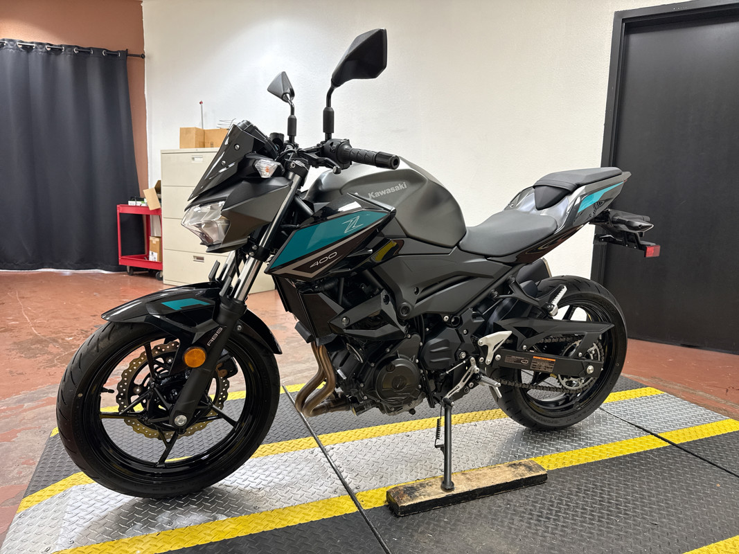 Z400 ABS