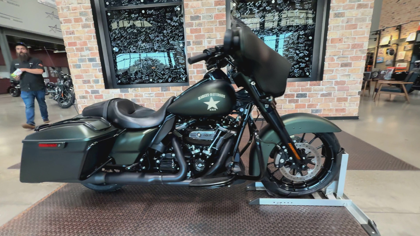 Street Glide® Special