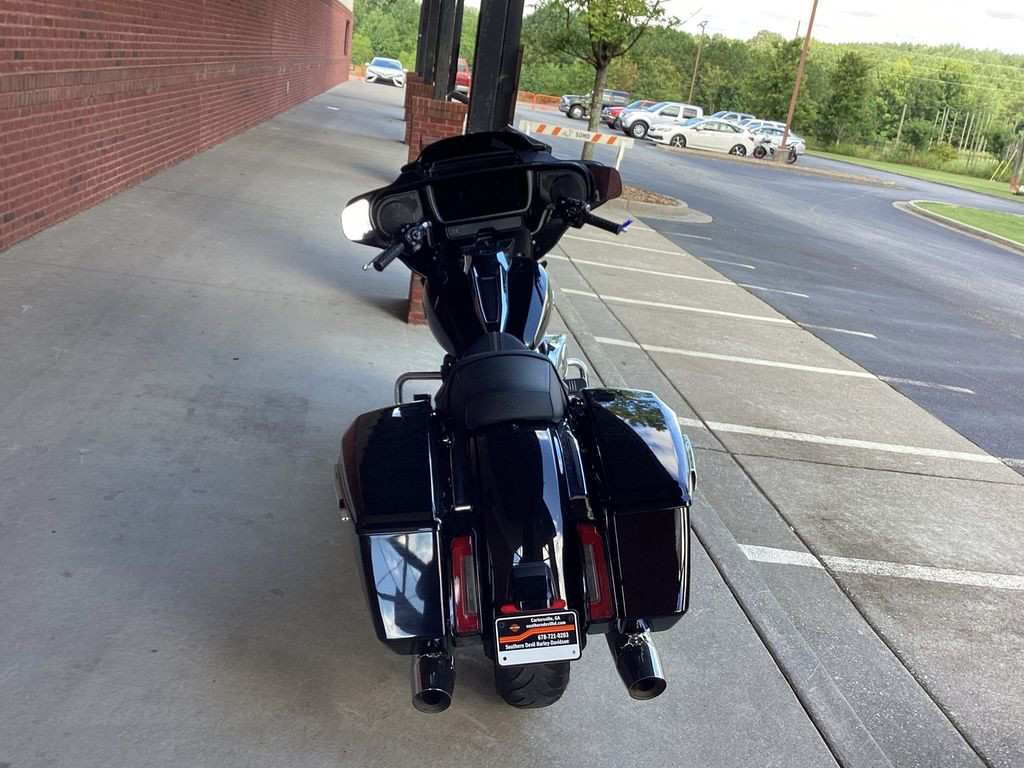 Street Glide®