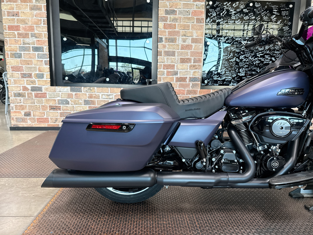 Road Glide®