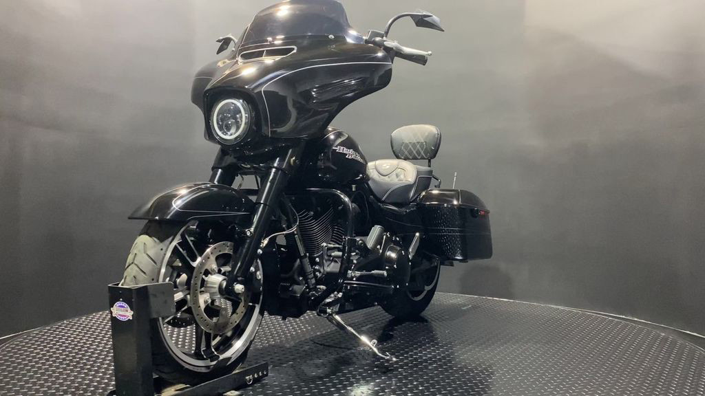 Street Glide® Special