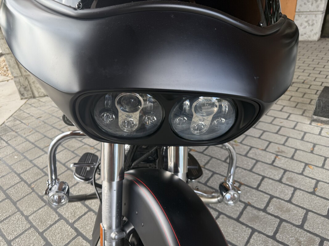 Road Glide® Custom