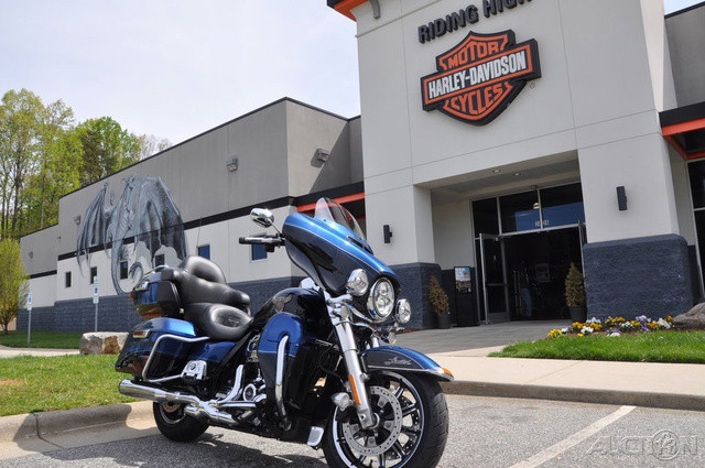 Electra Glide® Ultra® Limited 115th Anniversary