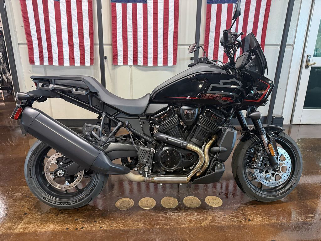 Pan America® 1250 ST