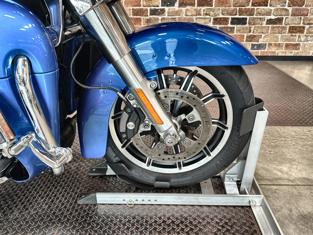 Road Glide® Ultra